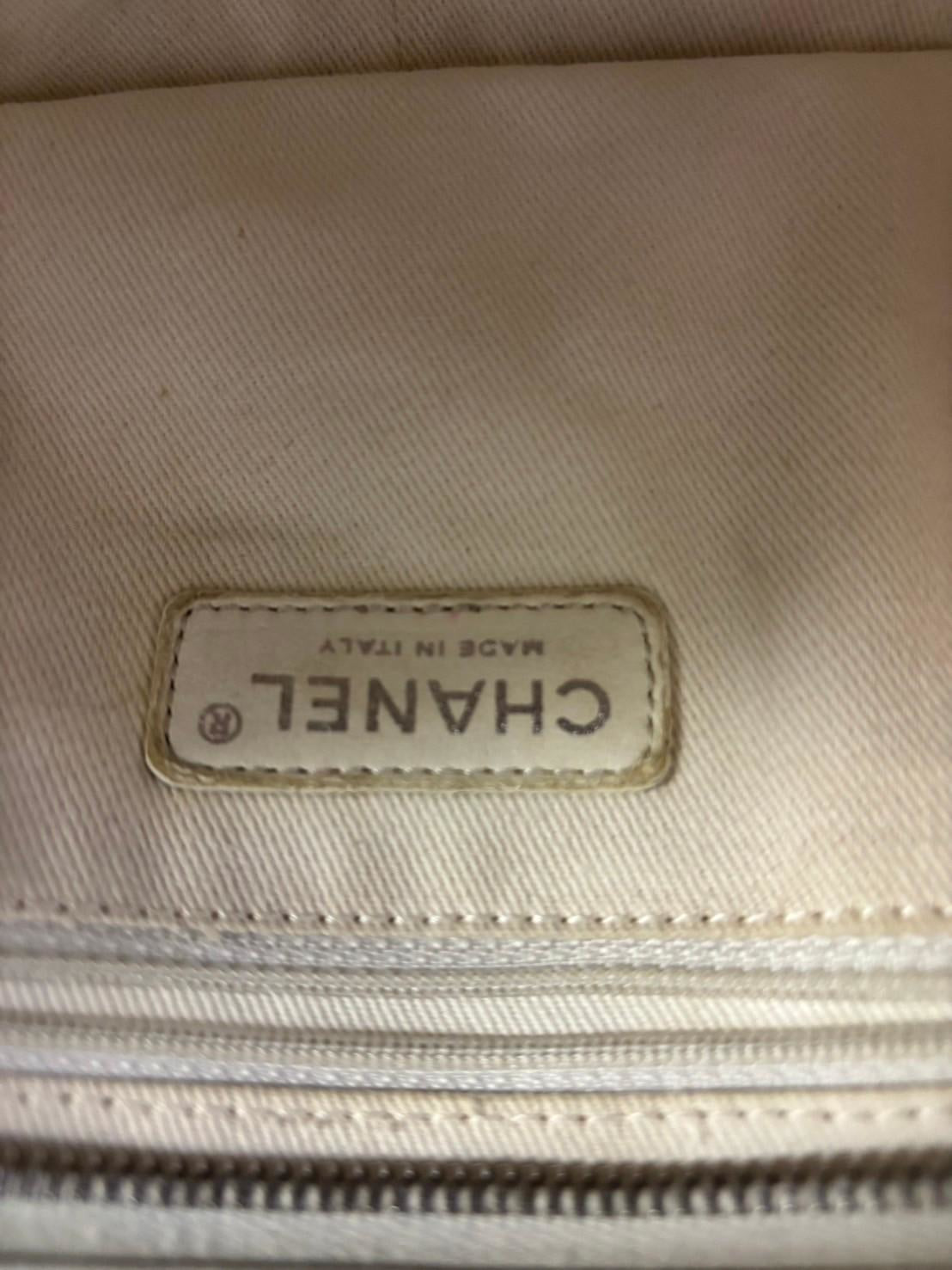 CHANEL Caviar Skin white bag PST