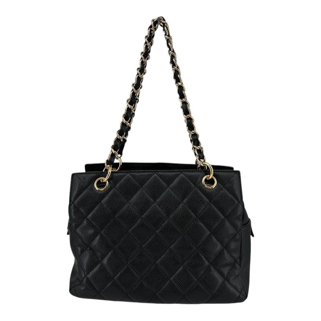 CHANEL Caviar leather chain shoulder bag