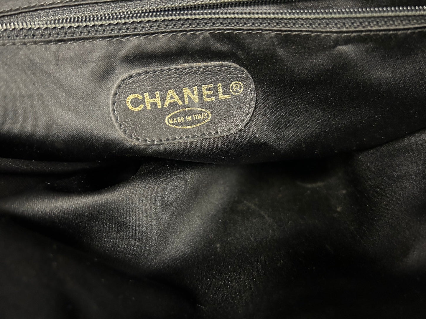 CHANEL suede Messenger Bag
