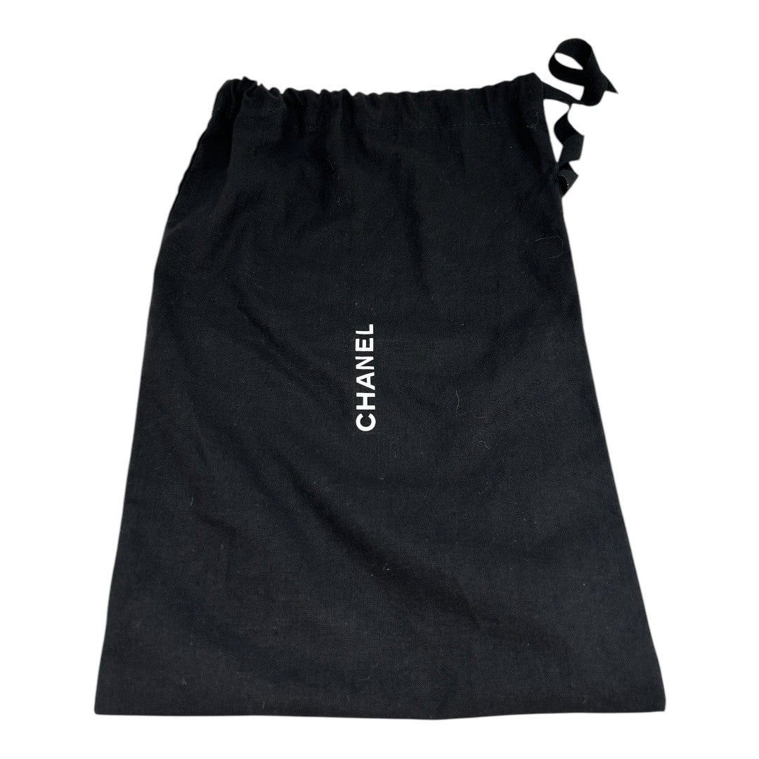 CHANELMatelassé Pouch shoulder