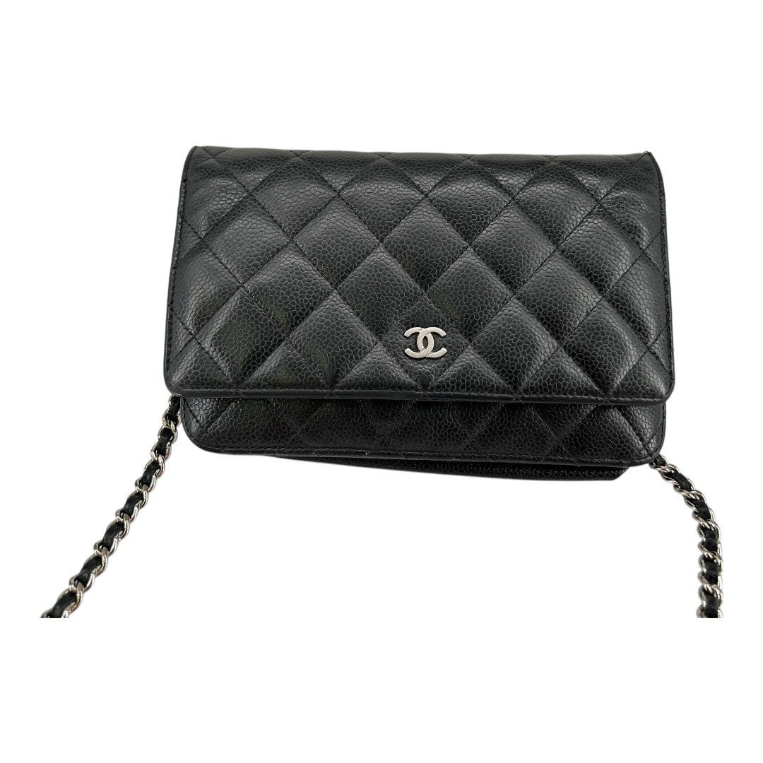 CHANEL Chain Wallet Caviar Skin