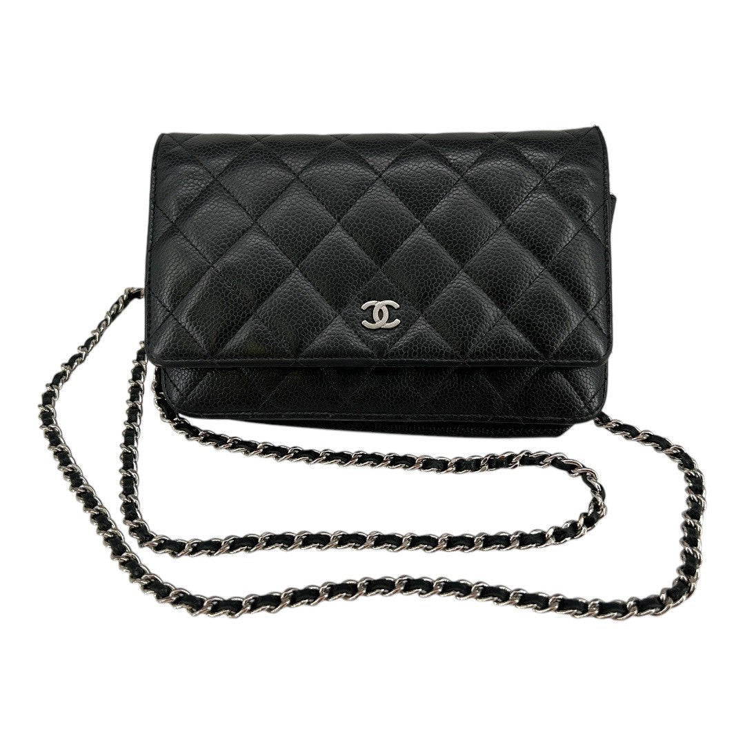 CHANEL Chain Wallet Caviar Skin