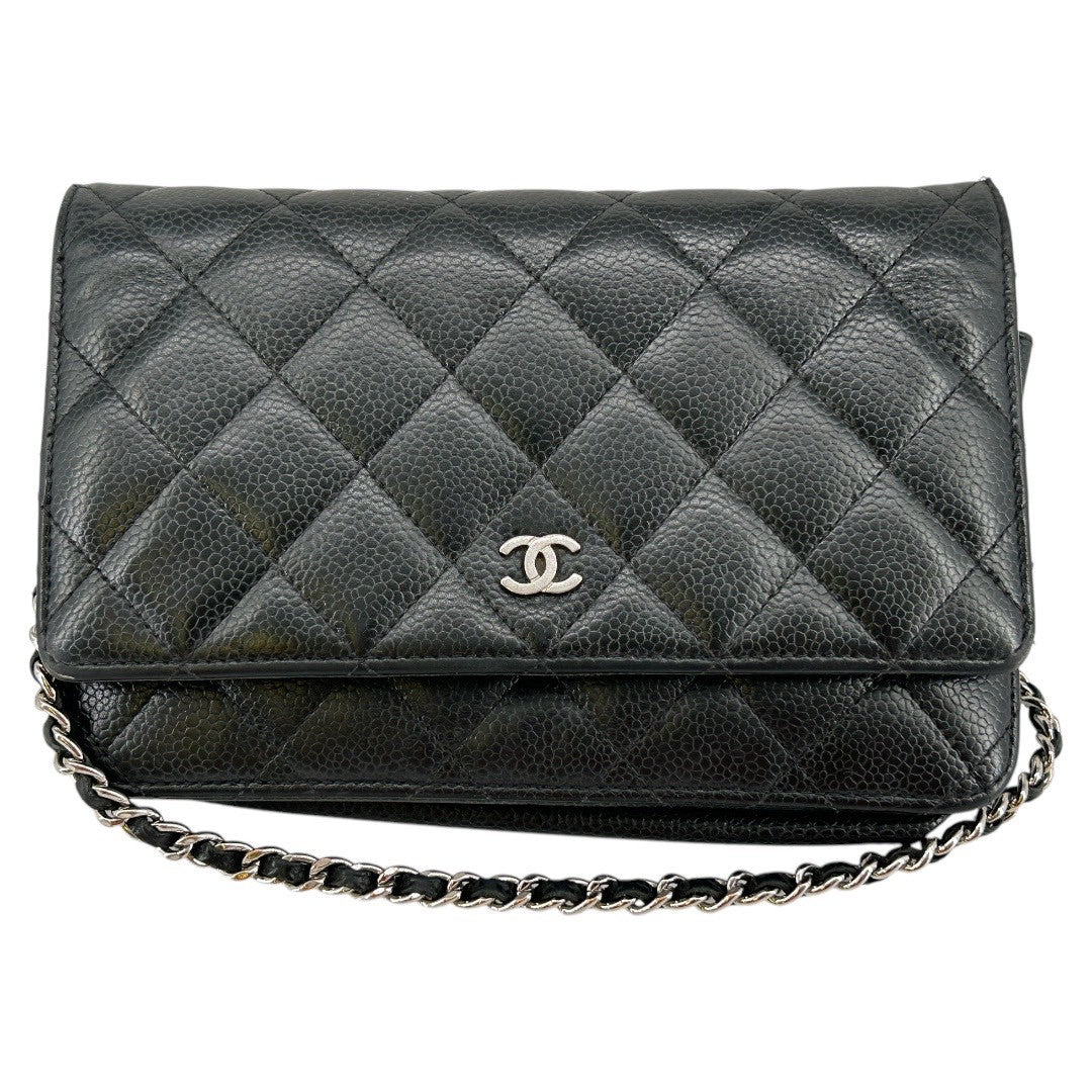CHANEL Chain Wallet Caviar Skin