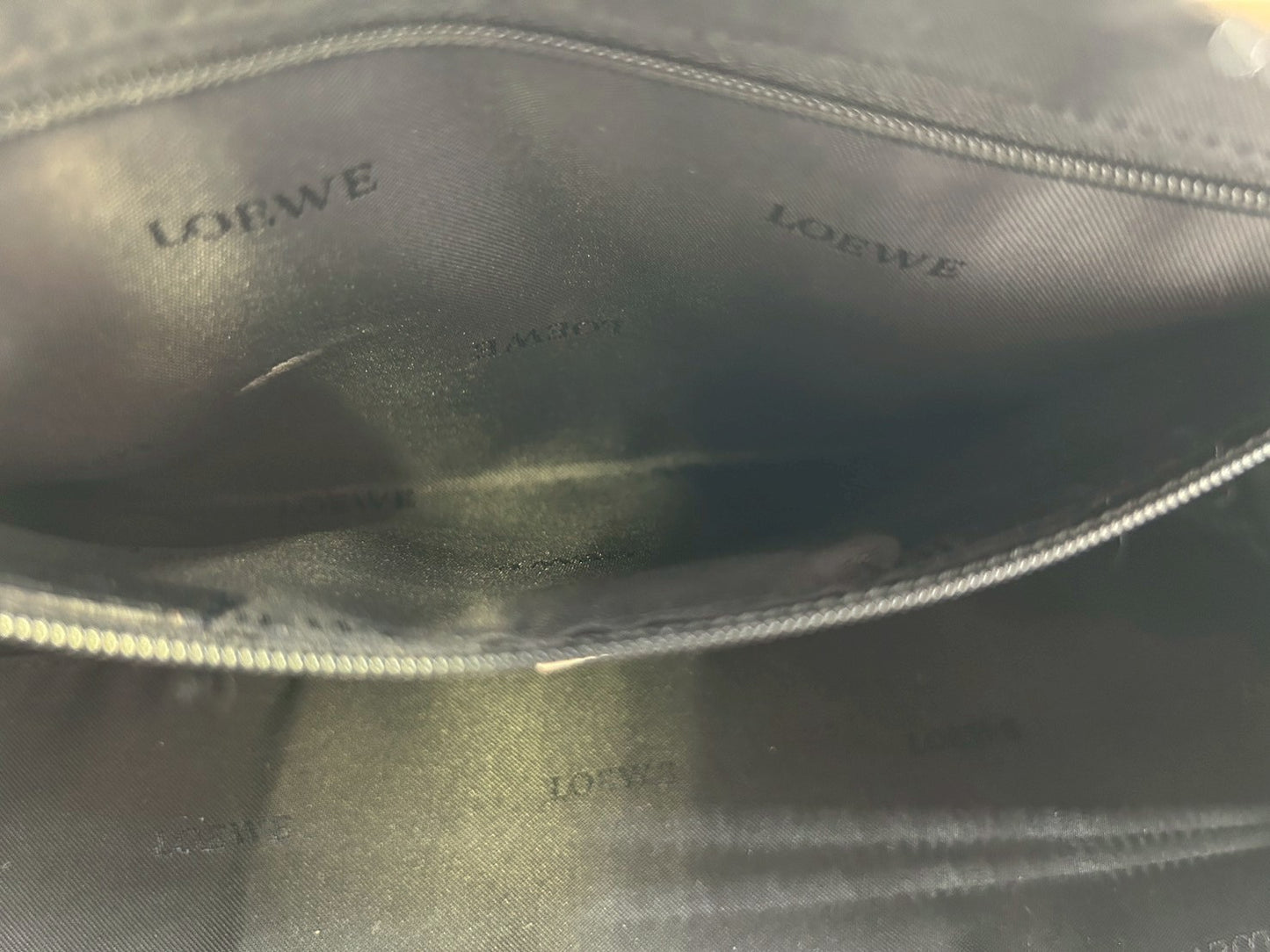 LOEWE Amazona handbag leather white
