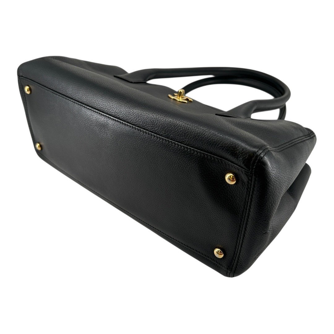 CHANEL Tote Bags, Ladies Handbags, Executive Totes