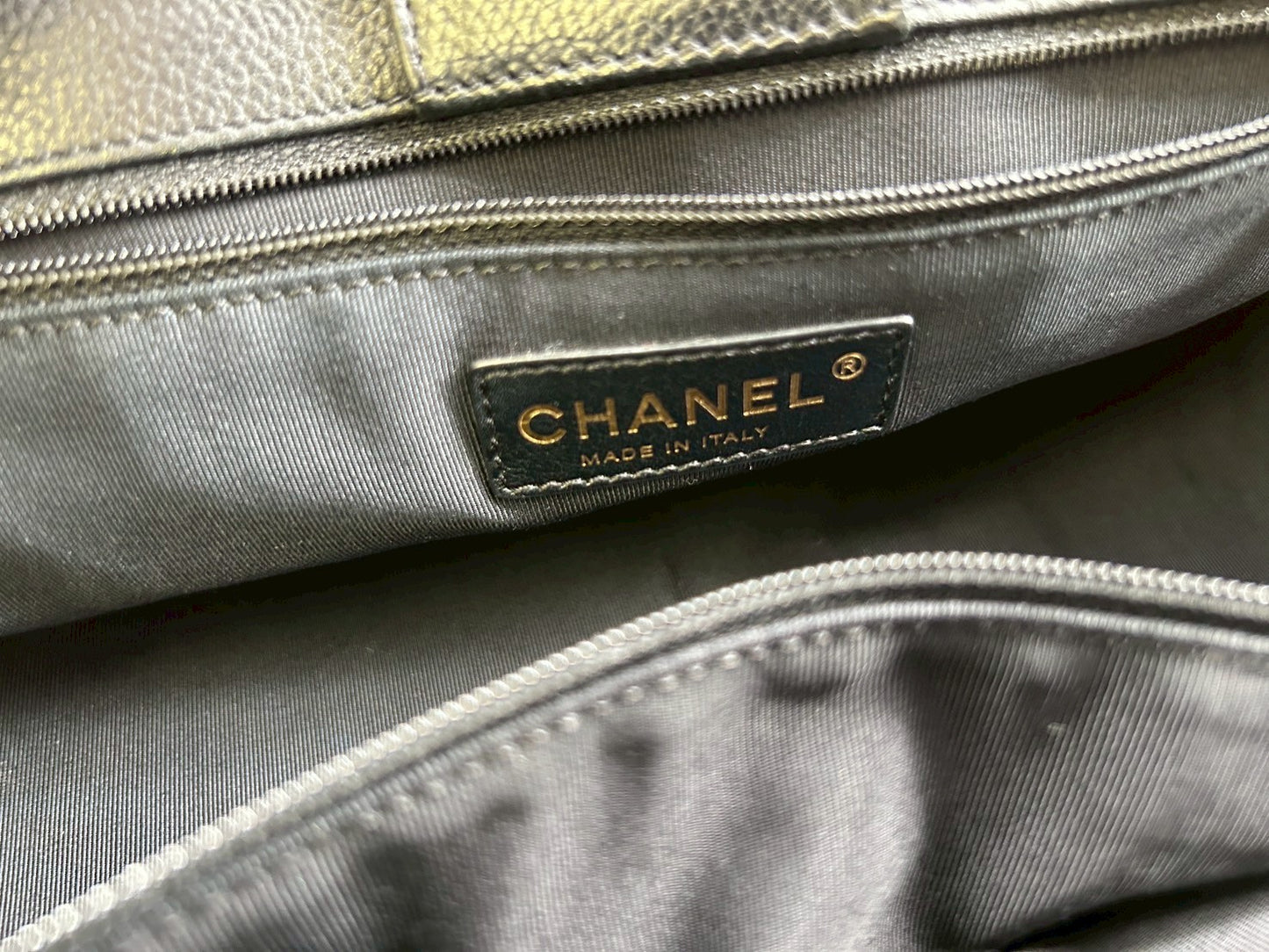 CHANEL Tote Bags, Ladies Handbags, Executive Totes