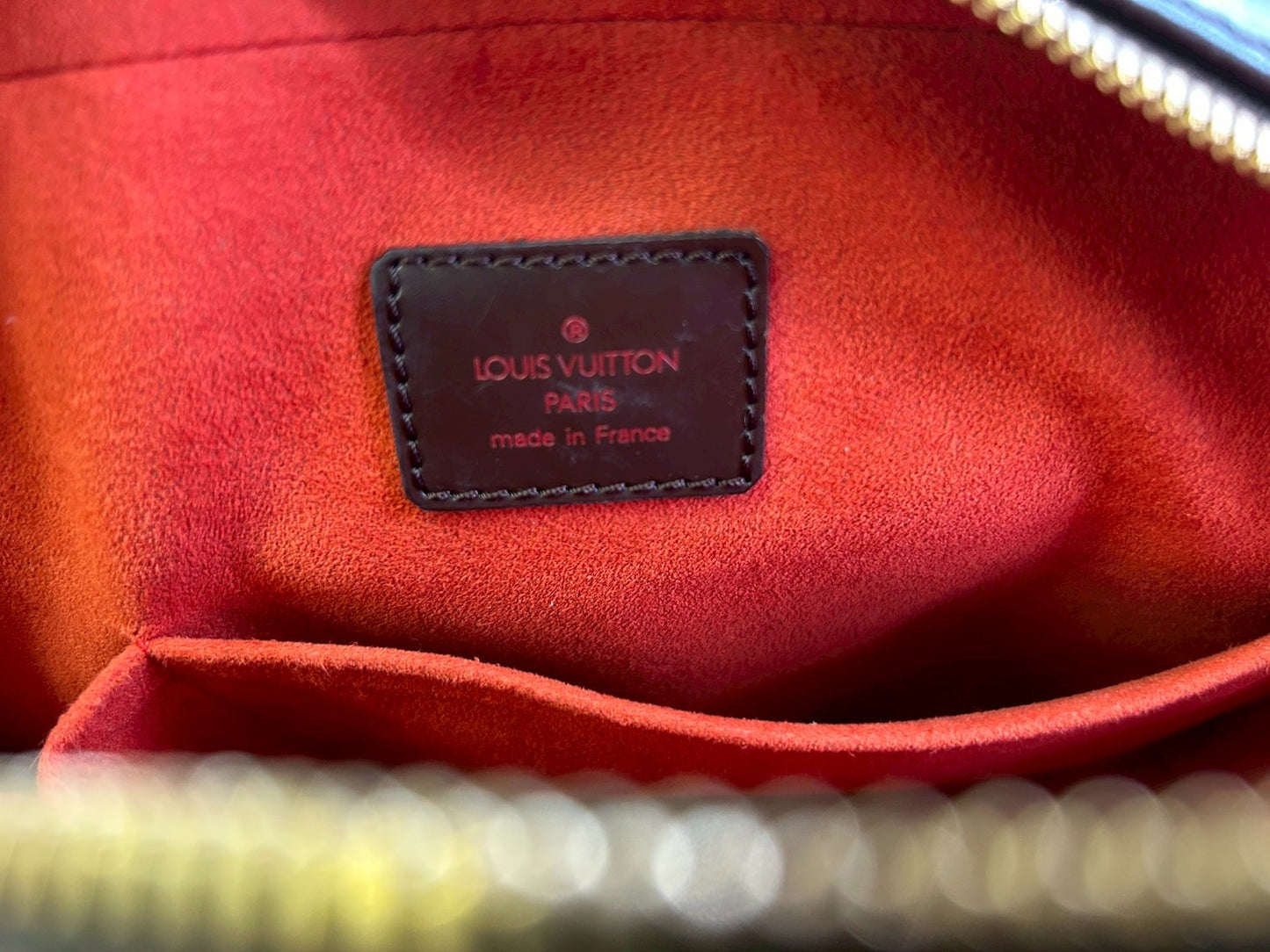 Louis Vuitton Women's handbag Damier Saria Horizontal
