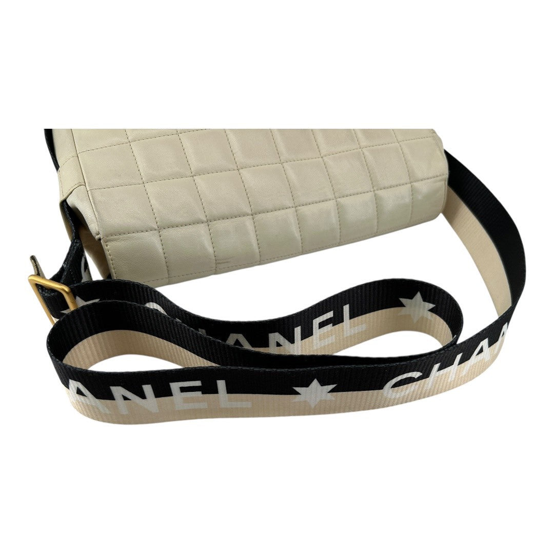 CHANEL Shoulder bag, chocolate bar, Coco mark
