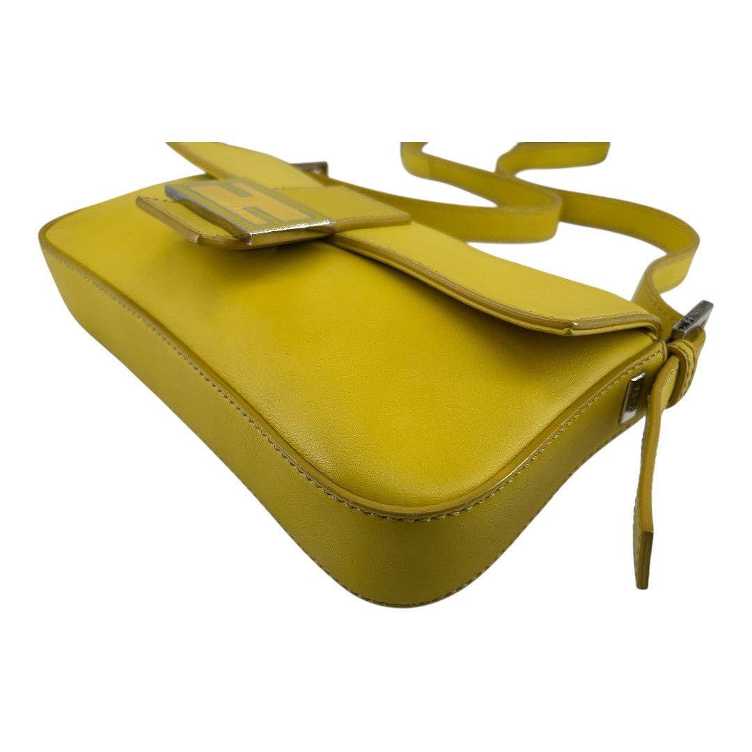 Fendi Shoulder bag Mamma Bucket Yellow