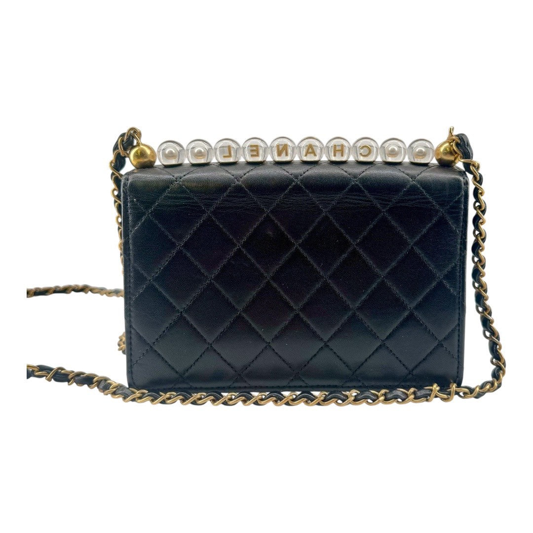 CHANEL Shoulder bag - Matelasse - Chain shoulder