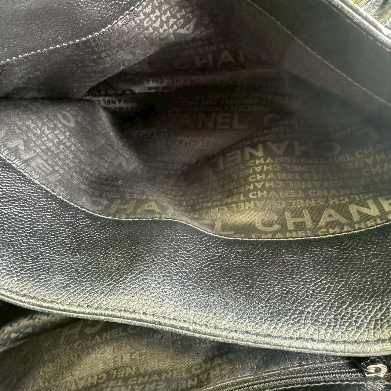 CHANEL Tote bag, caviar skin, executive