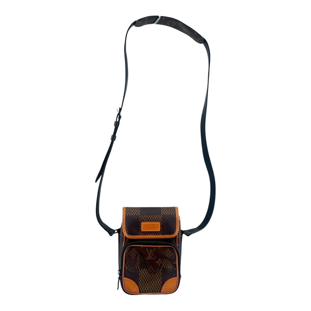 Louis Vuitton Women's shoulder bag, smartphone bag