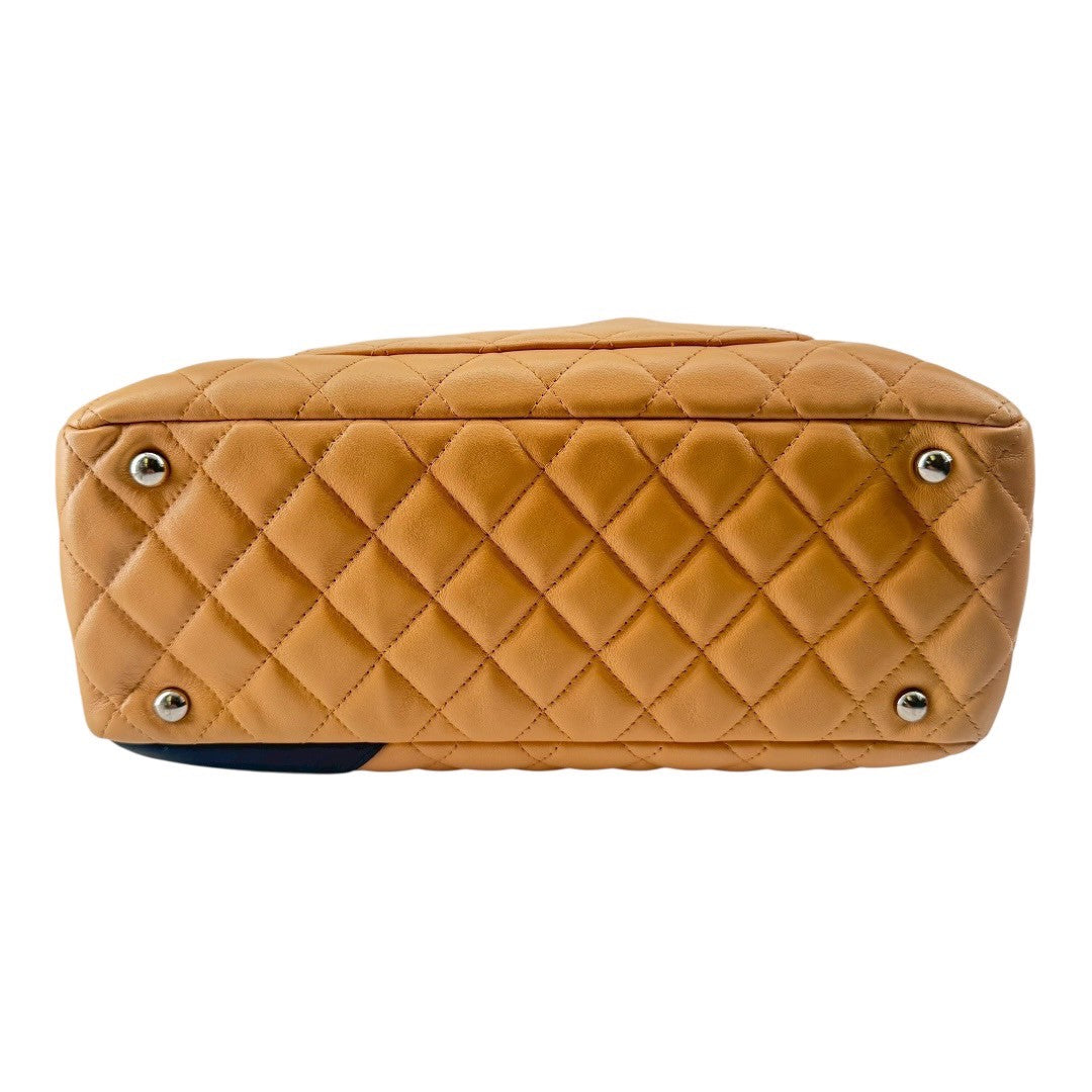 CHANEL 香奈兒 Women's handbags, Cambon tote bags