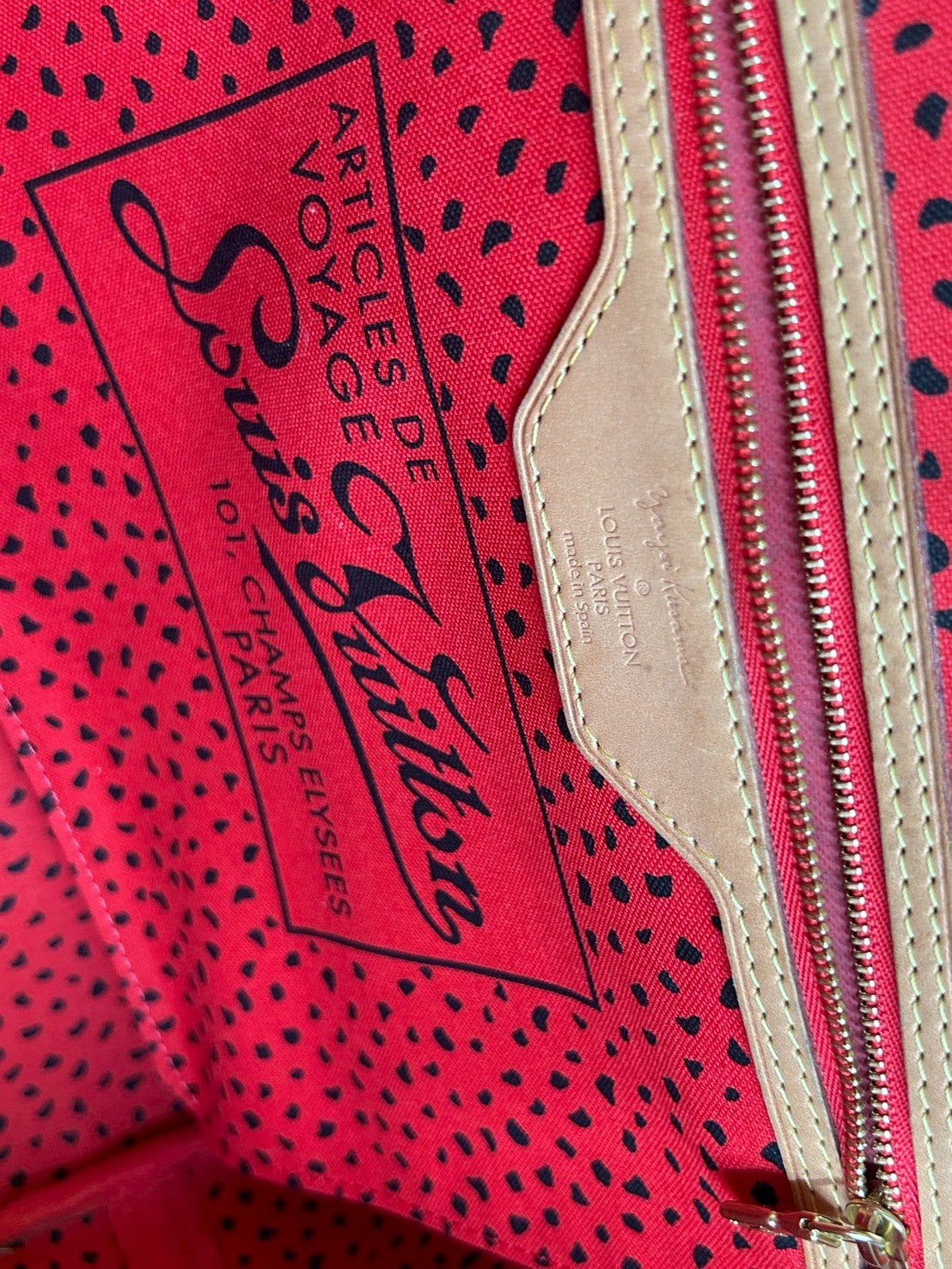 Louis Vuitton Neverfull MM Yayoi Kusama Tote Bag M40686