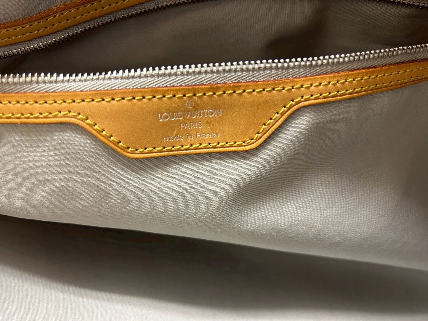 Louis Vuitton Boston bag, mirrored vinyl, Keepall 55 Miroir Argent, M95275
