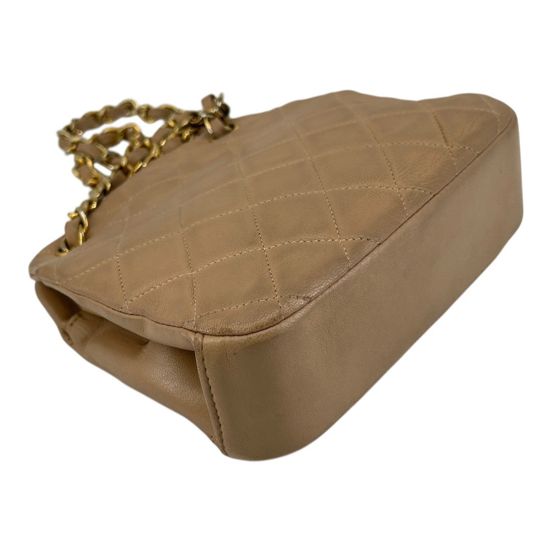 CHANEL Matelassé Shoulder bags