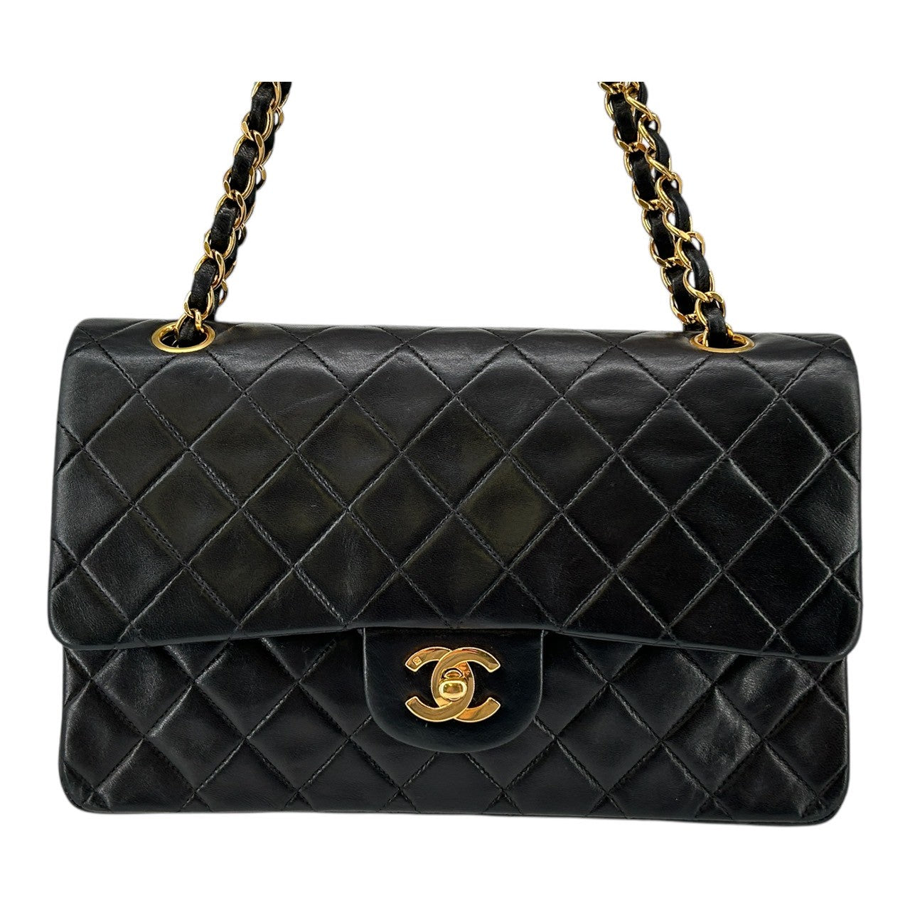 CHANEL Matelassé lambskin Shoulder bag