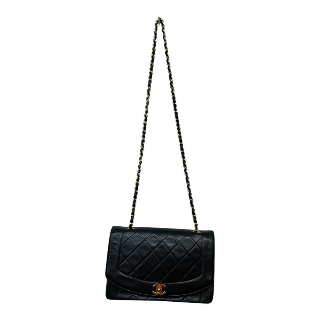 CHANEL Diana Shoulder bag