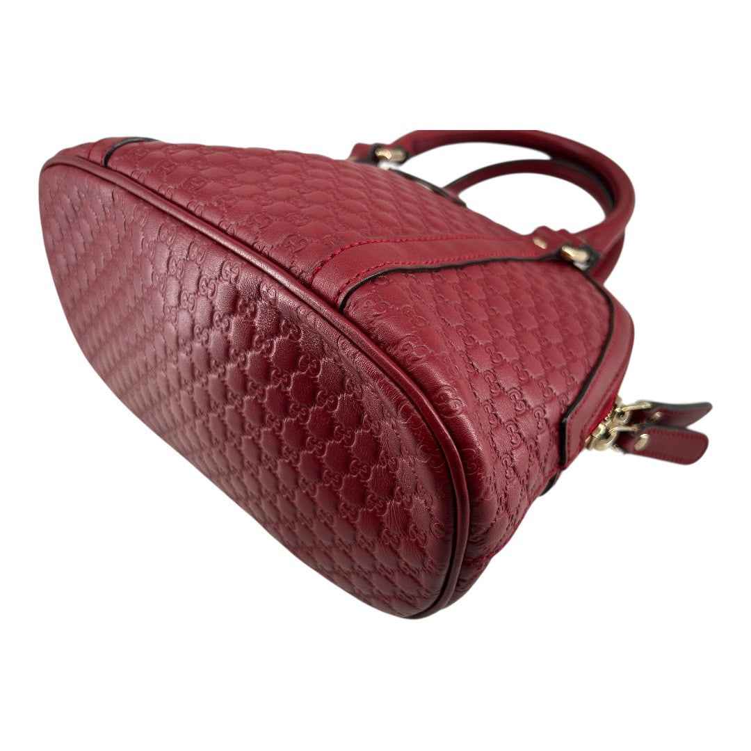 GUCCI　Women's shoulder bag in red GG canvas