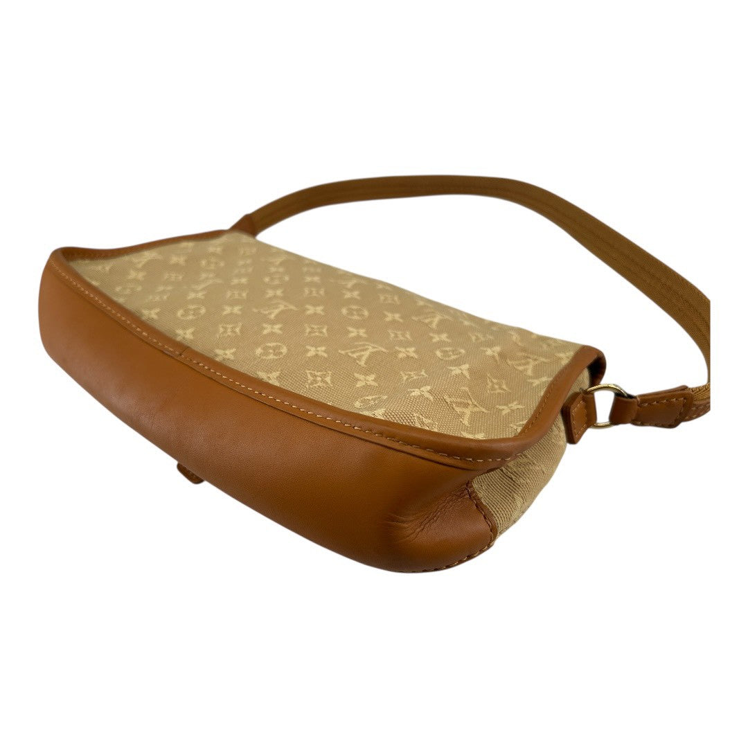 Louis Vuitton　Women's Shoulder Bag Majorie
