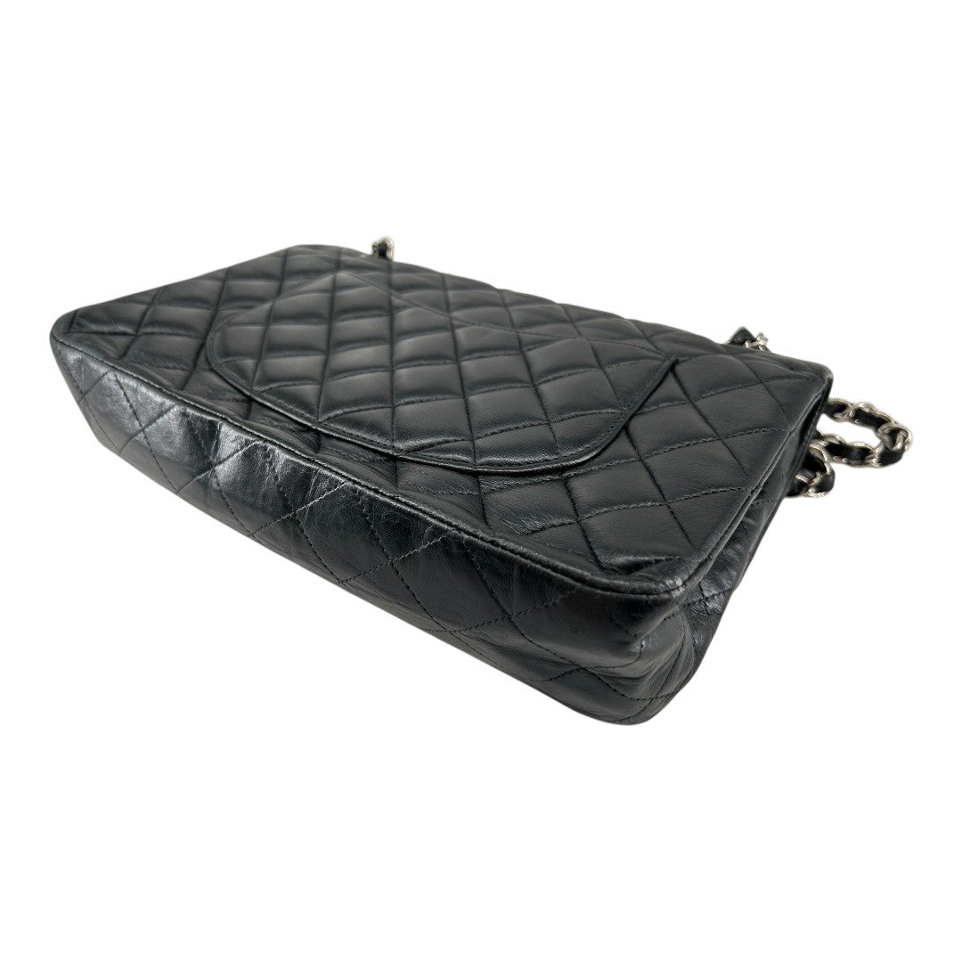 CHANEL　Chain Shoulder Bag Matelasse Lambskin