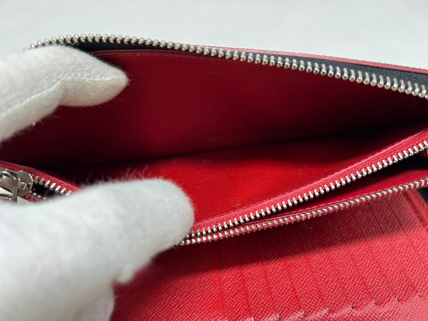Louis Vuitton　wallet　Zippy Wallet