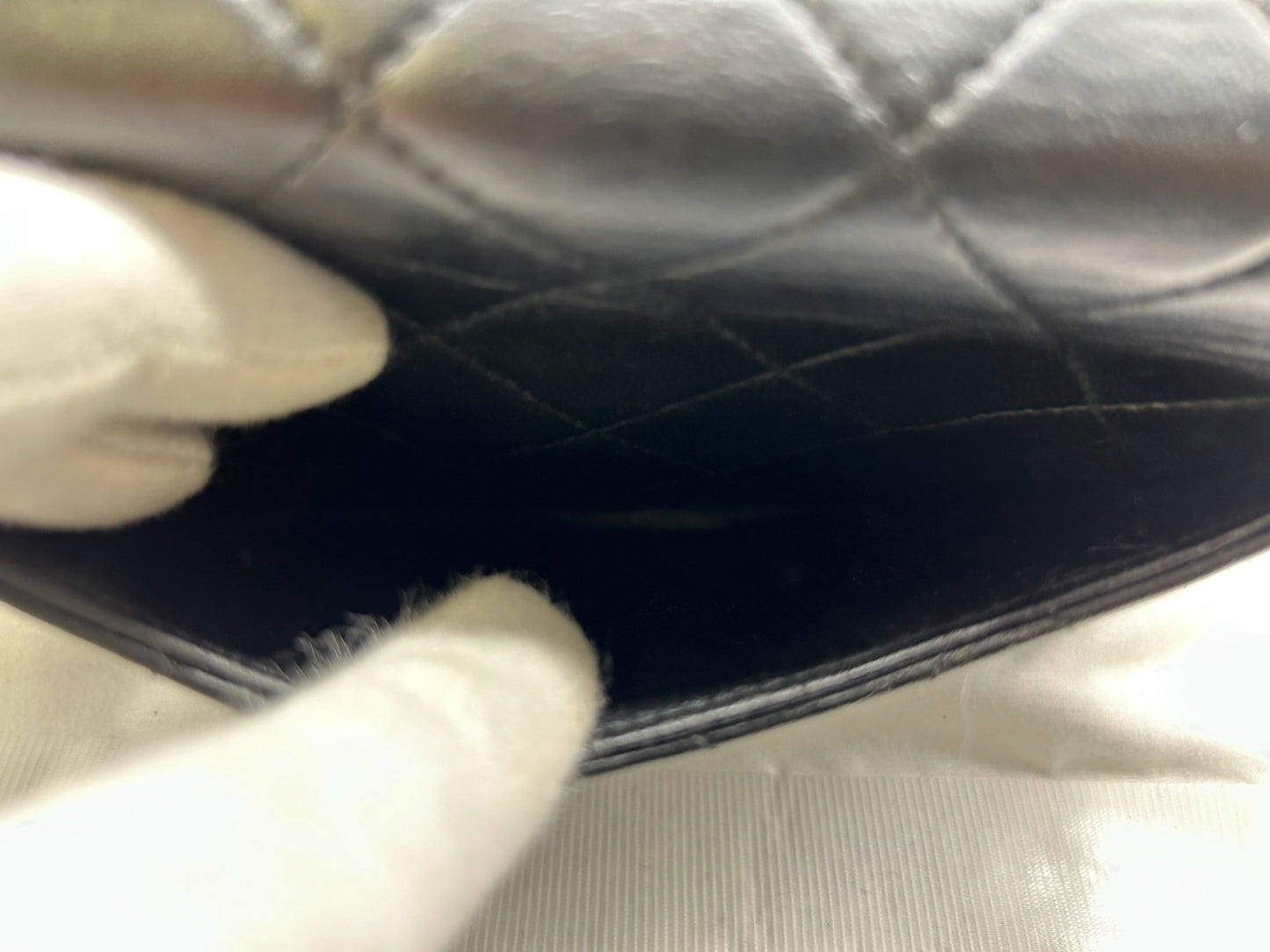 CHANEL 馬特拉塞凸紋小羊皮手袋