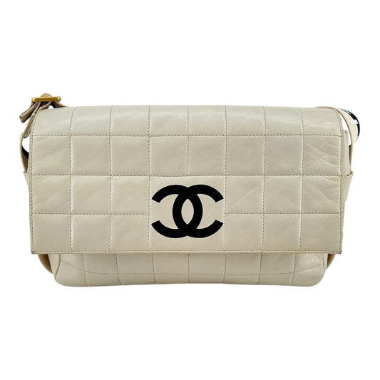 CHANEL  Shoulder bag, chocolate bar, Coco mark