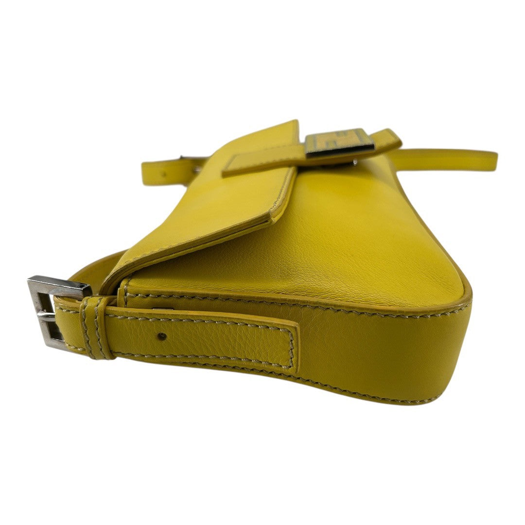 Fendi  Shoulder bag Mamma Bucket Yellow