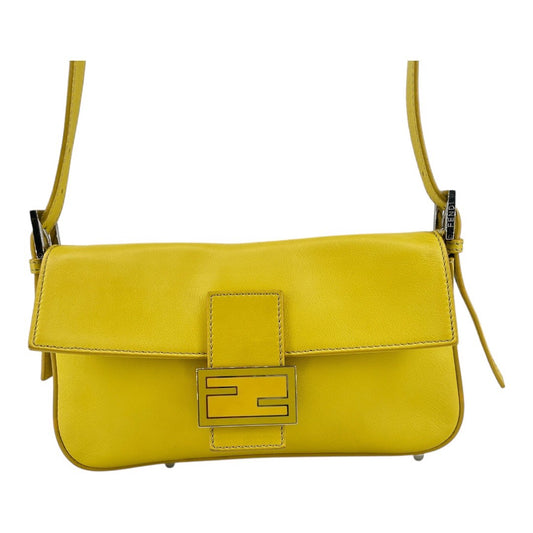 Fendi  Shoulder bag Mamma Bucket Yellow