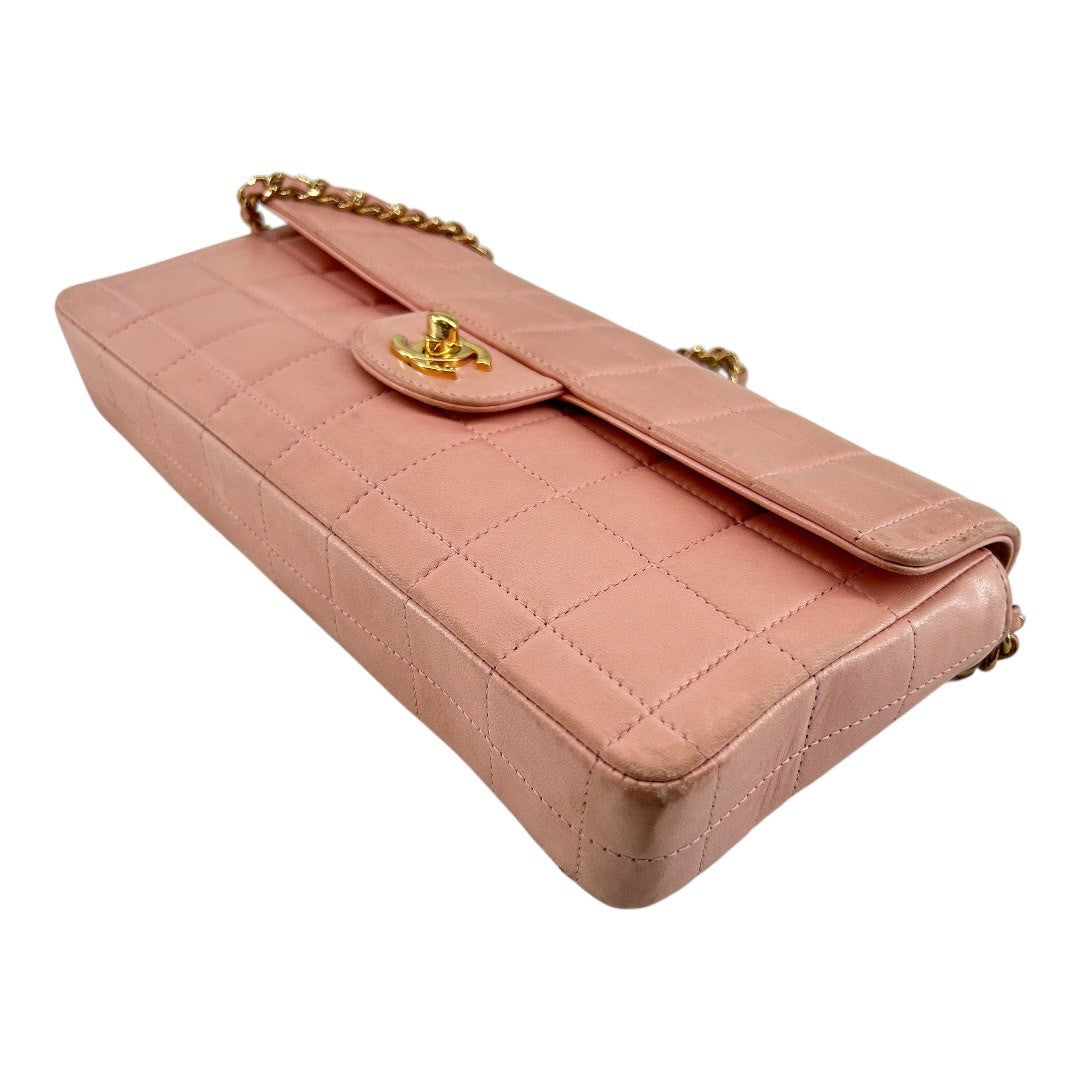 CHANEL　Shoulder bag, chocolate bar, chain shoulder, pink