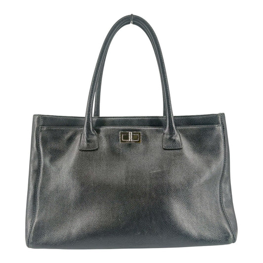 CHANEL　Tote bag, caviar skin, executive
